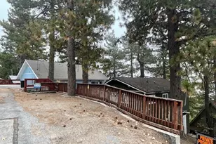 31607 Inspiration Dr, Running Springs, CA 92382 - Photo 20