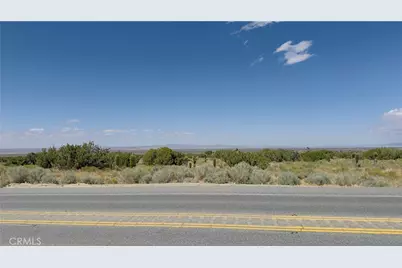 31 Hwy 138, Llano, CA 93544 - Photo 2