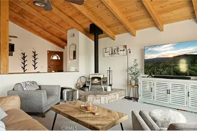 404 Darfo, Crestline, CA 92325 - Photo 8