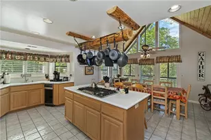 28220 Bern Ln, Lake Arrowhead, CA 92352 - Photo 12
