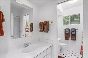 955 Teakwood Dr, Lake Arrowhead, CA 92352 - Photo 30
