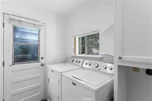 955 Teakwood Dr, Lake Arrowhead, CA 92352 - Photo 36