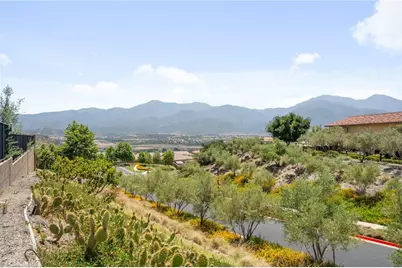 24205 Selwood Drive, Corona, CA 92883 - Photo 32