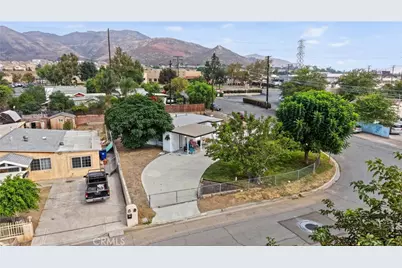 7411 Eddy, Jurupa Valley, CA 92509 - Photo 38