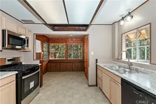 617 Acacia, Crestline, CA 92325 - Photo 16