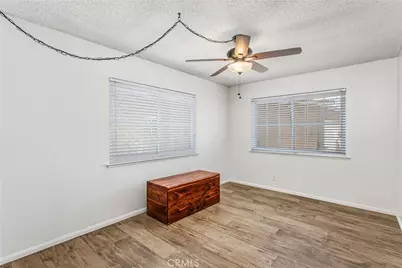 7045 Oak Hill Road, Oak Hills, CA 92344 - Photo 16