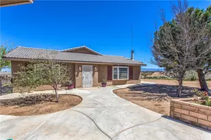 7045 Oak Hill Rd, Oak Hills, CA 92344 - Photo 4