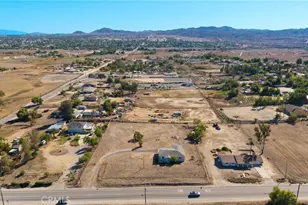 20407 Markham, Perris, CA 92570 - Photo 26