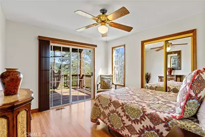 221 Grizzly Road, Lake Arrowhead, CA 92317 - Photo 14