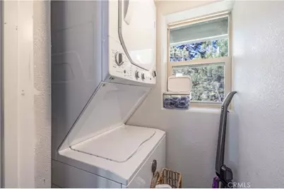 39470 North Shore, Fawnskin, CA 92333 - Photo 18