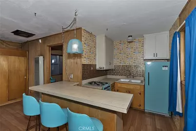 402 Highland, Sugarloaf, CA 92386 - Photo 20