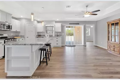 9814 Oakwood Avenue, Hesperia, CA 92345 - Photo 12