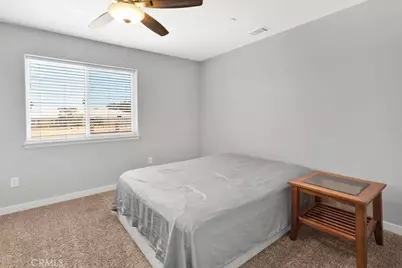 9814 Oakwood Avenue, Hesperia, CA 92345 - Photo 22