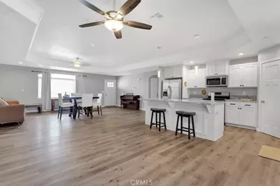 9814 Oakwood Avenue, Hesperia, CA 92345 - Photo 8