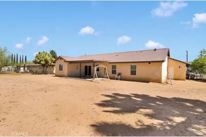 9814 Oakwood Avenue, Hesperia, CA 92345 - Photo 34