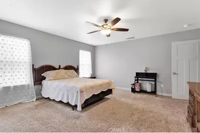 9814 Oakwood Avenue, Hesperia, CA 92345 - Photo 14