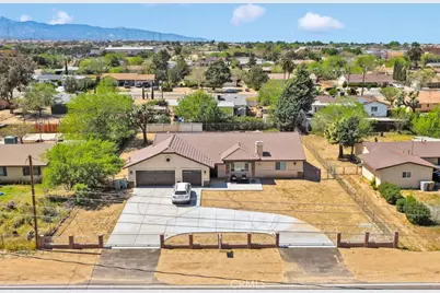 9814 Oakwood Avenue, Hesperia, CA 92345 - Photo 36