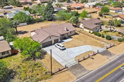 9814 Oakwood Avenue, Hesperia, CA 92345 - Photo 38
