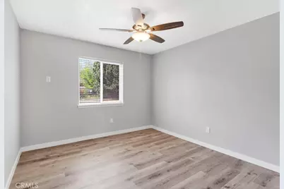 9814 Oakwood Avenue, Hesperia, CA 92345 - Photo 28