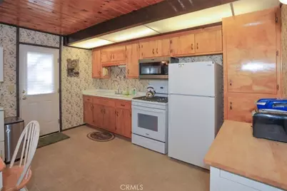 1060 Sierra, Big Bear City, CA 92314 - Photo 12