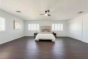 556 W 99th St, Los Angeles, CA 90044 - Photo 14