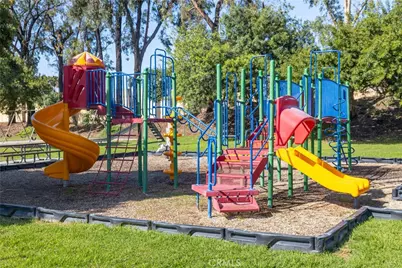 1954 Union, Colton, CA 92324 - Photo 26