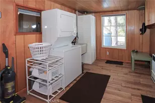 592 Douglas St, Big Bear Lake, CA 92315 - Photo 20