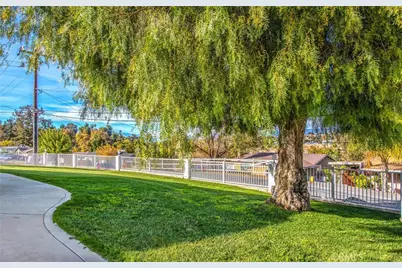 31607 Florida Street, Redlands, CA 92373 - Photo 2