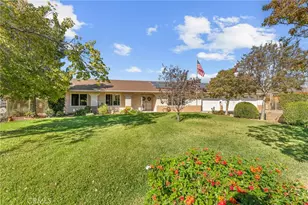 13346 Rimview Ct, Yucaipa, CA 92399 - Photo 2