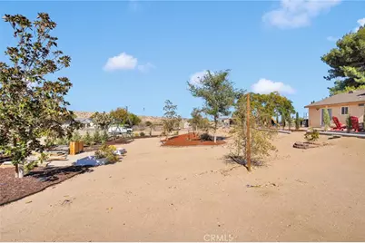 16812 Melba, Victorville, CA 92394 - Photo 32