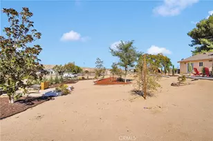 16812 Melba, Victorville, CA 92394 - Photo 32