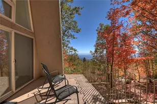 22 Holly Dr, Running Springs, CA 92382 - Photo 2