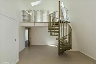 22 Holly Dr, Running Springs, CA 92382 - Photo 20