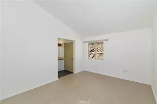 22 Holly Dr, Running Springs, CA 92382 - Photo 36