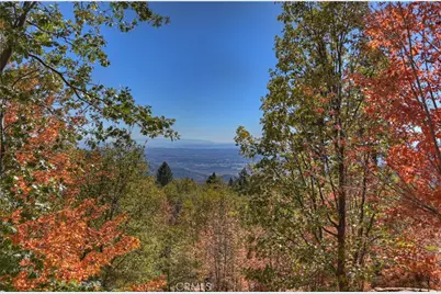 22 Holly Drive, Running Springs, CA 92382 - Photo 2