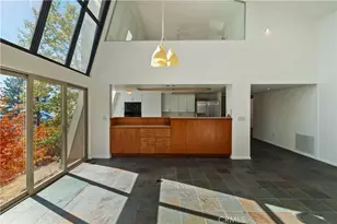 22 Holly Dr, Running Springs, CA 92382 - Photo 12