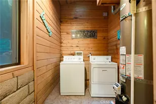 31345 Cedarwood Dr, Running Springs, CA 92382 - Photo 22