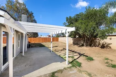 25140 Bay, Moreno Valley, CA 92553 - Photo 32