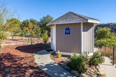 8620 Apple Tree, Cherry Valley, CA 92223 - Photo 12