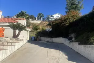 28784 Canyon Oak, Highland, CA 92346 - Photo 4