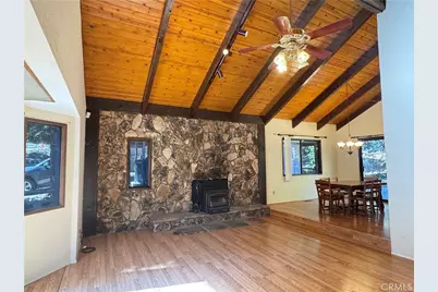 31120 Mountain Oak, Running Springs, CA 92382 - Photo 14