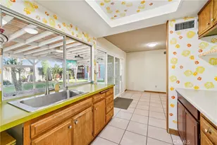 571 Oriole, Corona, CA 92879 - Photo 10