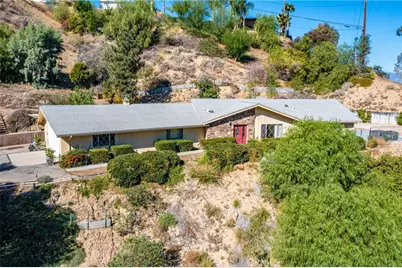 11630 Richardson, Loma Linda, CA 92354 - Photo 4