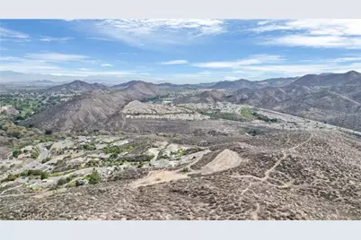 9 Via Del Lago, Lake Elsinore, CA 92532 - Photo 12