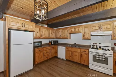 716 Villa Grove Avenue, Big Bear City, CA 92314 - Photo 12