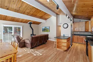 31435 Oakleaf, Running Springs, CA 92382 - Photo 12