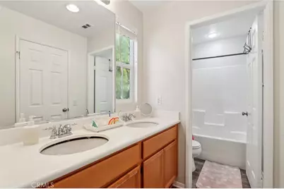 28308 Triese, Murrieta, CA 92563 - Photo 18