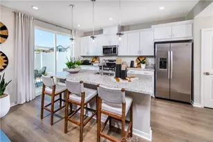 29340 Oceanside Dr, Winchester, CA 92596 - Photo 4