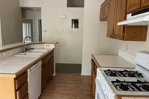 12374 Chuckwalla, Victorville, CA 92395 - Photo 6