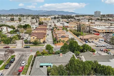 8345 Kester, Panorama City, CA 91402 - Photo 32